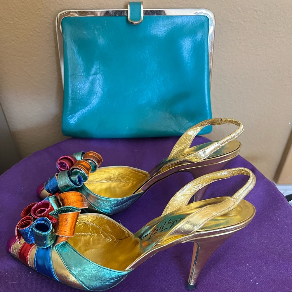 Beverly Feldman  rainbow 🌈 metallic sling back Size 6 shoes 🌟 Excellent 👠